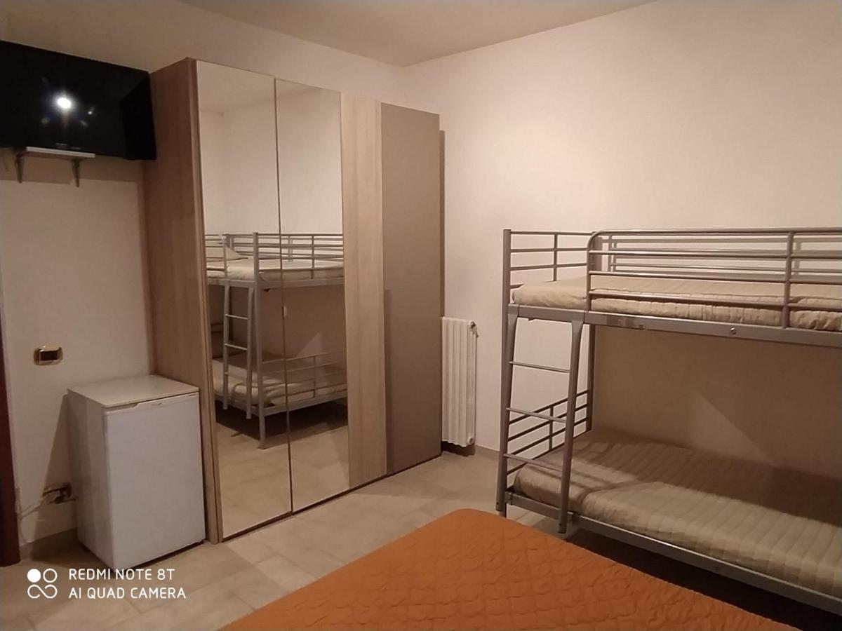 Bollicine Hotel Bari Buitenkant foto