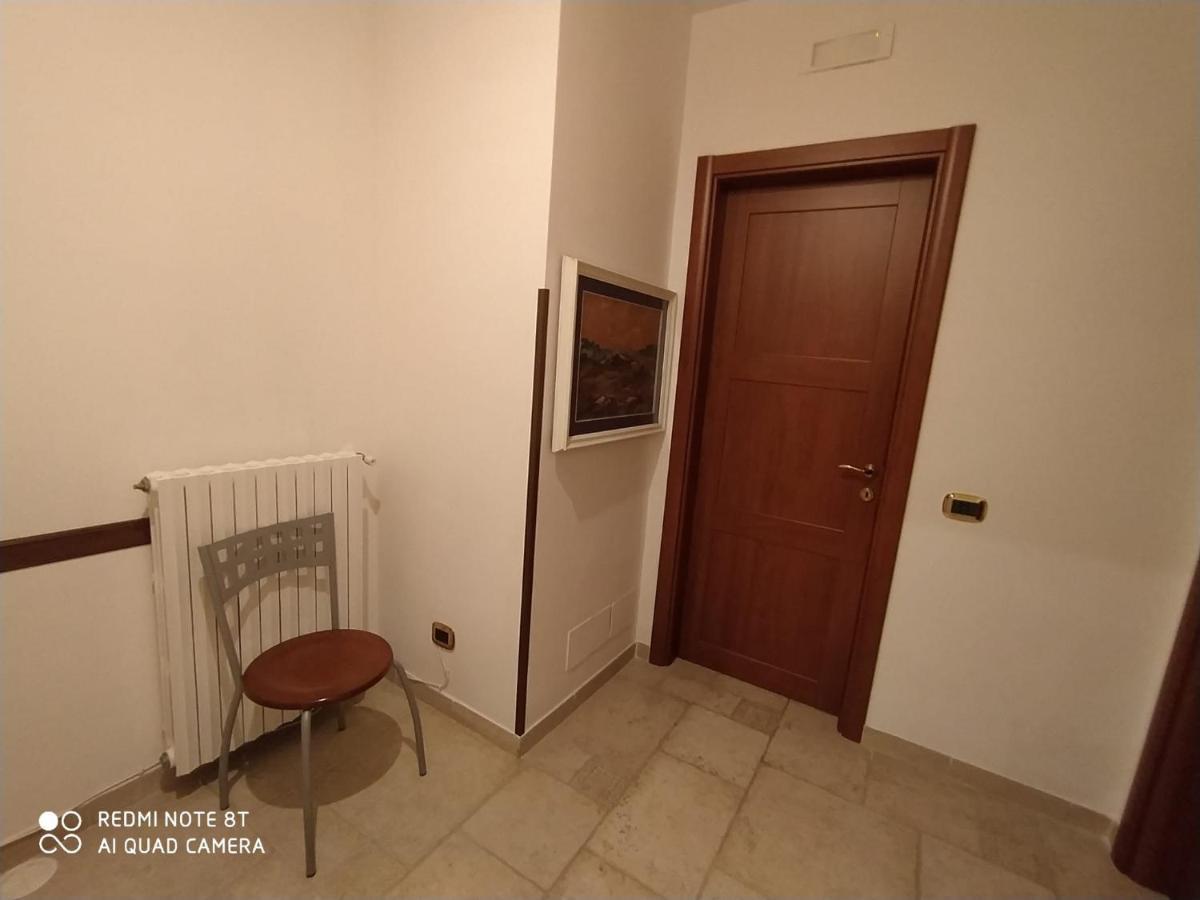 Bollicine Hotel Bari Buitenkant foto