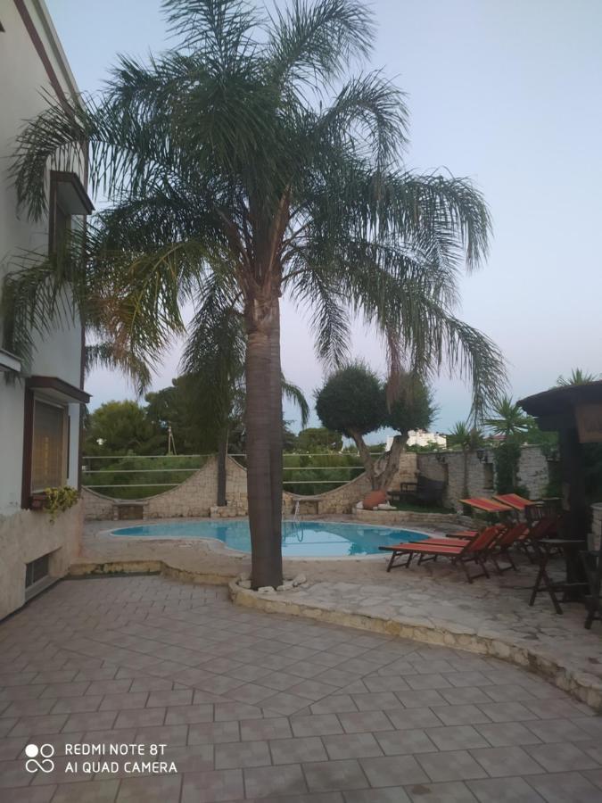 Bollicine Hotel Bari Buitenkant foto